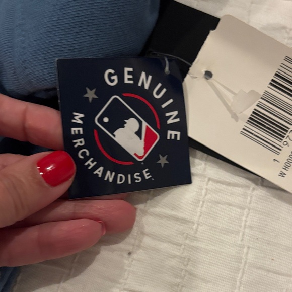 NEW ERA Yankees Baseball Hoodie in Orange and Pink - Picture 4 of 6